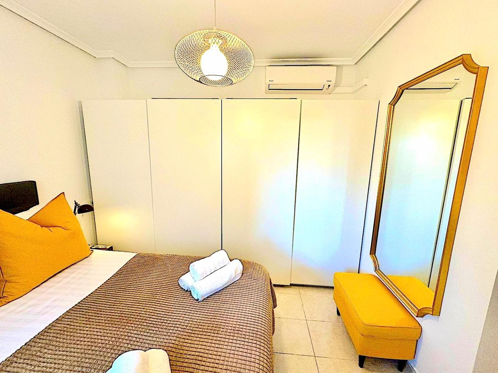 Atico Con Jacuzzi Privado , 1 Min Walk De Playa Levante Santa Pola Exterior foto